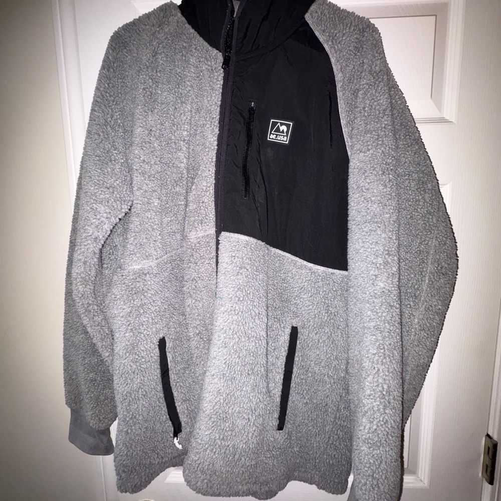 AE Gray and Black Fleece Jacket